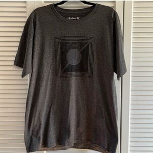 HURLEY t-shirt with square H logo. Grey short sleeve. Sz L